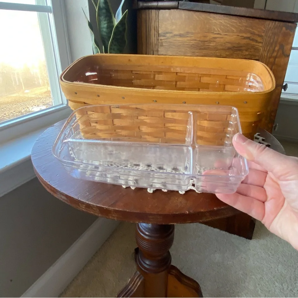 Longaberger 2002 Wicker Vanity Desk Basket w/Blue Floral Liner 2 Plastic Liners